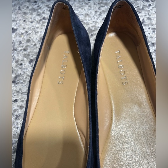 Talbots Women's Navy Suede Ballet Flats Size 6M - Picture 2 of 9